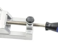 INDUSTRIAL Hoekklem Aluminium 68-65 Mm 23 INDUSTRIAL Hoekklem Aluminium 68-65 Mm -Hulpmiddel Korting Winkel DV 8 6402229 15 4c DE 20230308161846