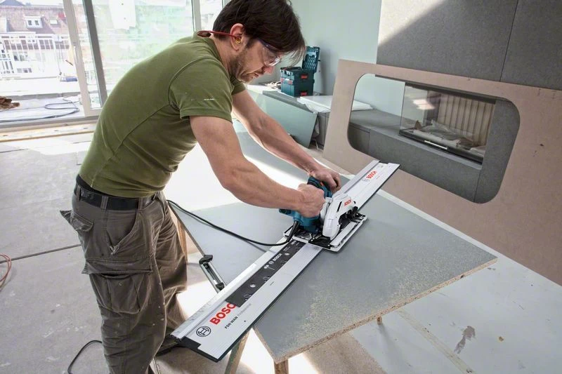 Bosch GKS 55+ GCE Cirkelzaag In L-Boxx - 1350W - 165mm - 0601682101 4 Bosch GKS 55+ GCE Cirkelzaag In L-Boxx - 1350W - 165mm - 0601682101 - Afbeelding 2